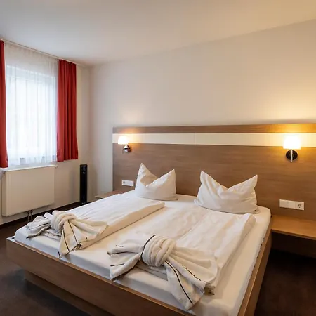 Roessle Berneck 3*