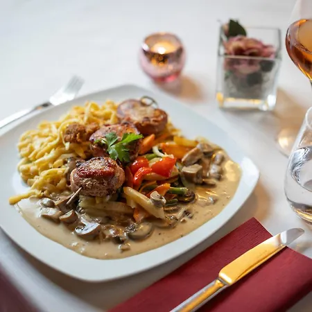 Roessle Berneck Hotel