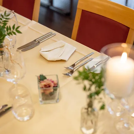 Roessle Berneck Hotell 3*