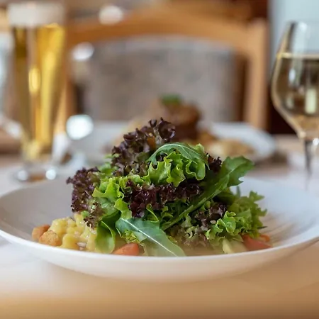 Hotel Roessle Berneck 3*